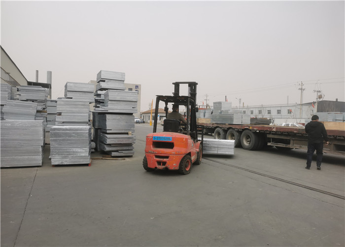 Electro Galvanized Swage Locked Grating Q235 Grate Metal Sheet
