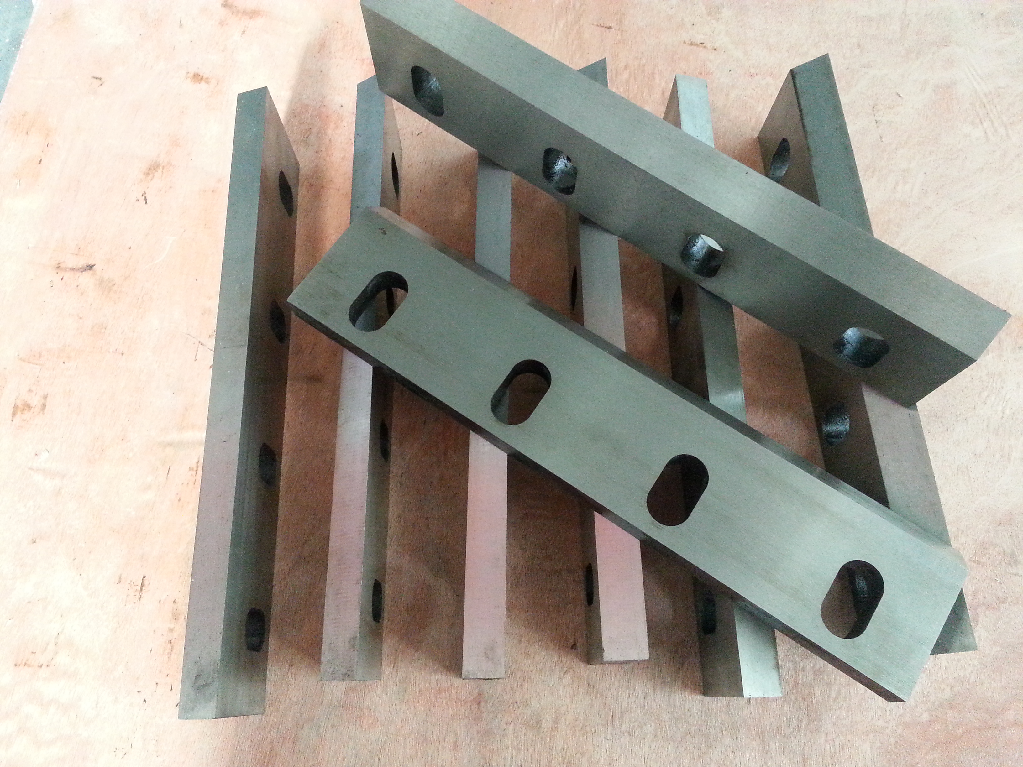 PET PVC Plastic Crusher Machine Blade EVA For Manufacturing Plant