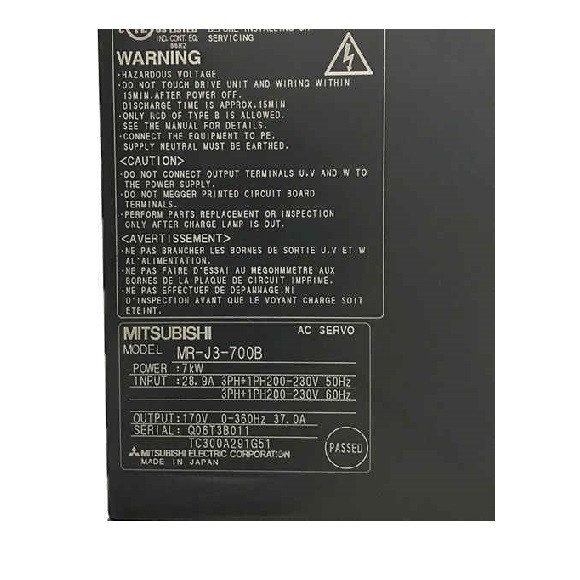 MR-J3-700B Mitsubishi AC Servo Motor Drive MRJ3700B 0.1kw 200VAC