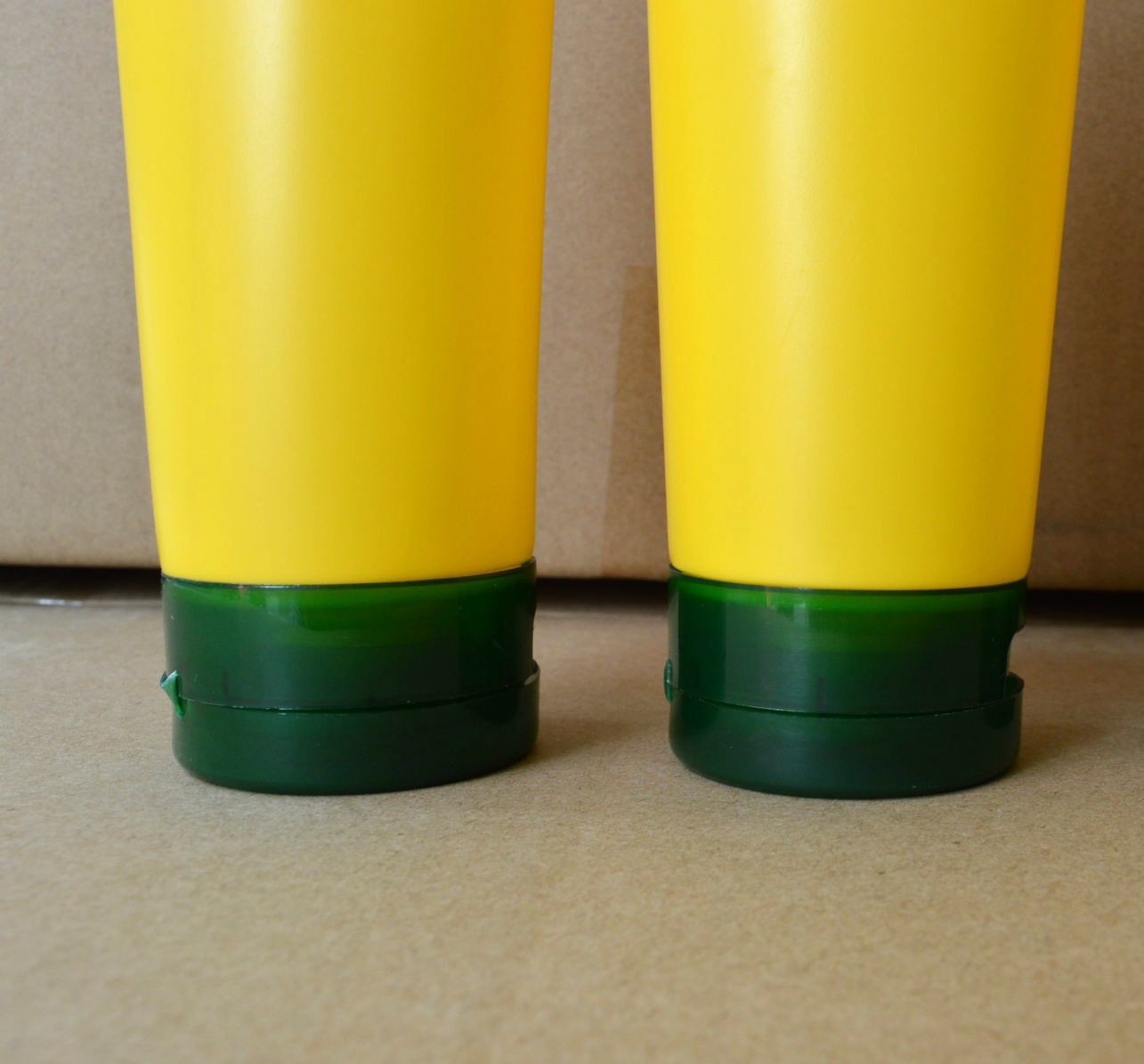 180 ml wash face cleanser bottle