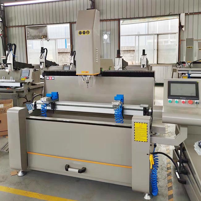 CNC Milling Machine Aluminium Door And Window Making Machine