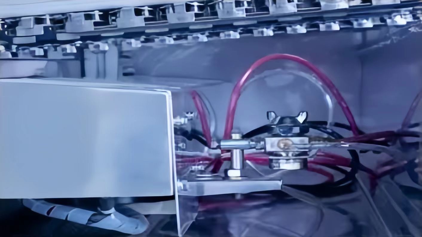Wave Soldering Machine For PCB YSL-W2 YSL-W3 YSL-W4 Assembly Startup Power 16KW24KW32KW Touch Screen +PLC