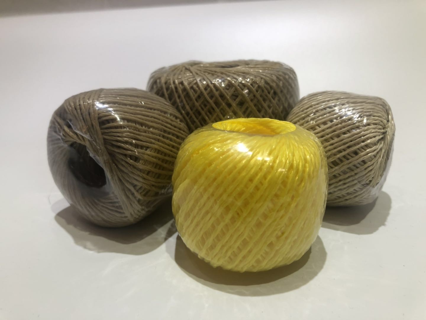 Green PP Split Film Twine Fibrillated Yarn Type / Polypropylene Raffia
