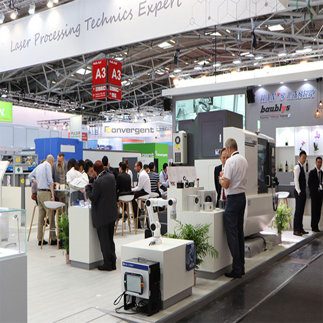 collaborative robots and industrial robots for coffee robot