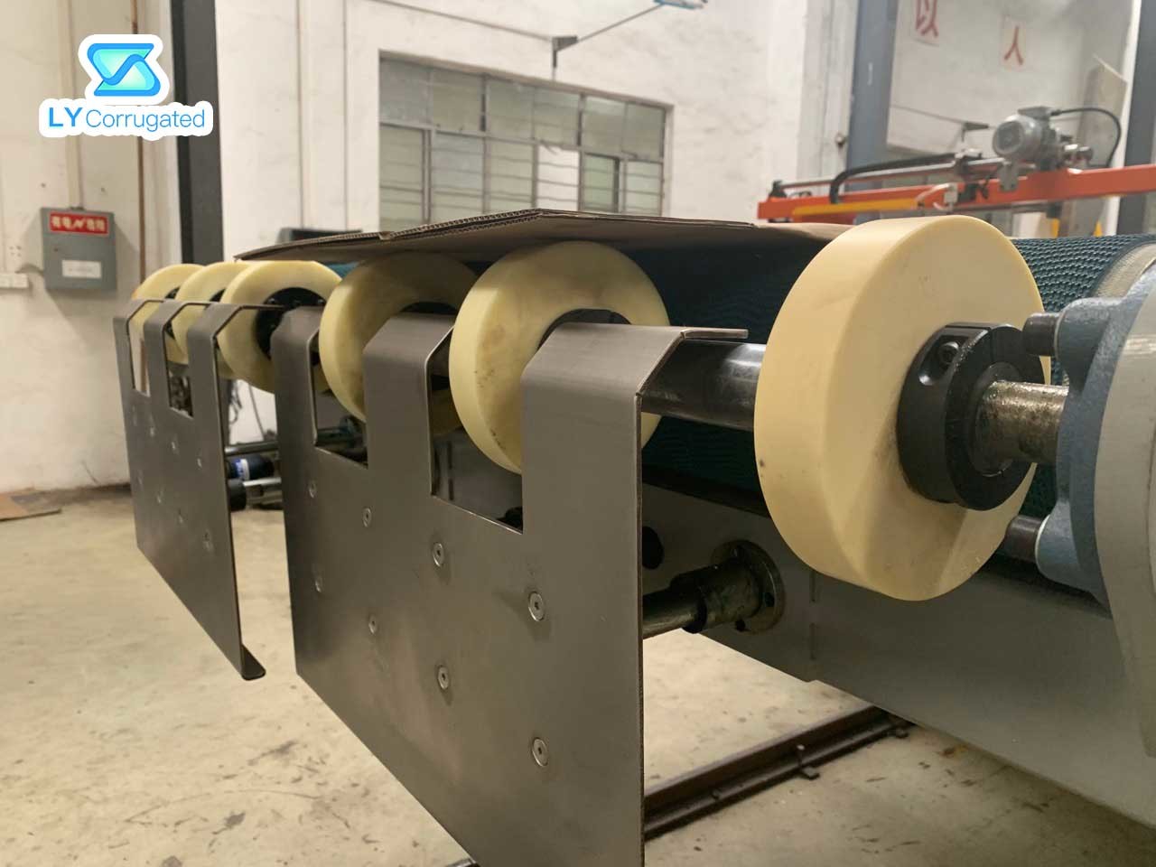 380V Auto Feeder Machine Low Noise For High Speed Folder Gluer