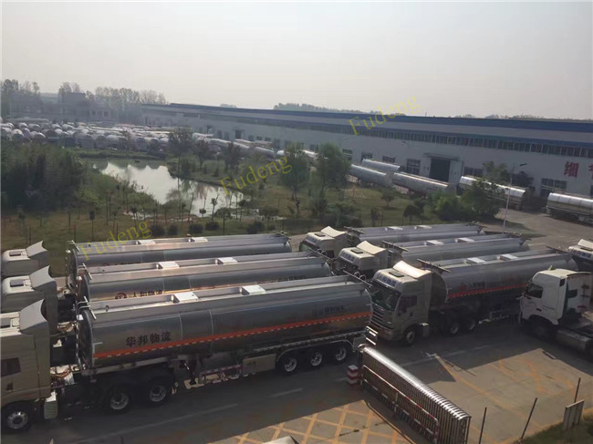 3 Axles 40000 Liters Fuel tanker semi trailers 10Compartments tanker trailers European system