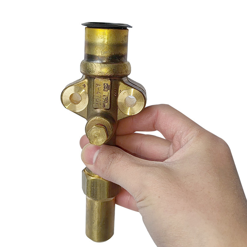 661916 VALVE - suction,MD/T600/T800/T1000 THERMO KING original parts for the truck refrigerator system