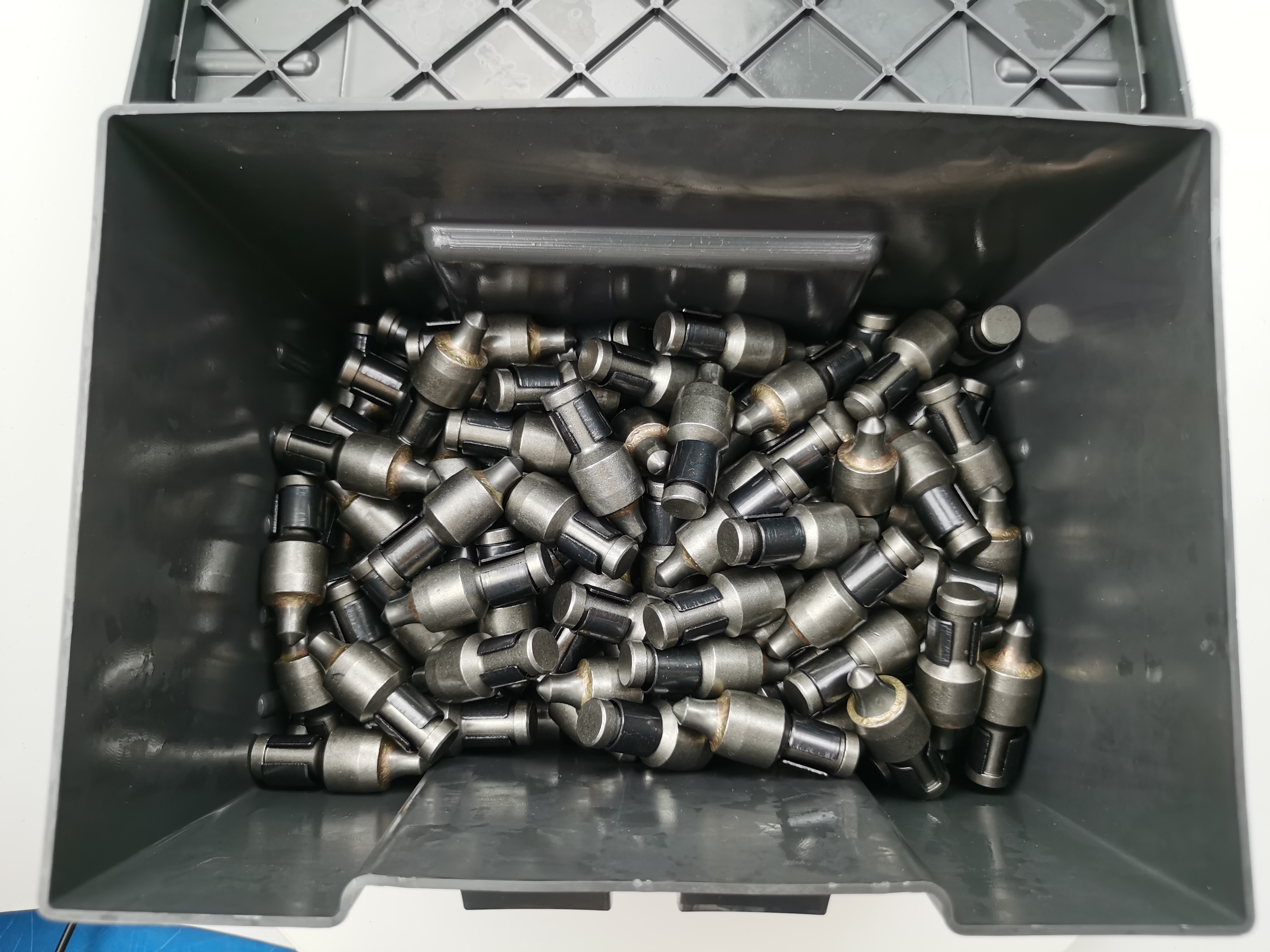 182598 High Quality Asphalt Milling Bits Bnt413 Road Construction