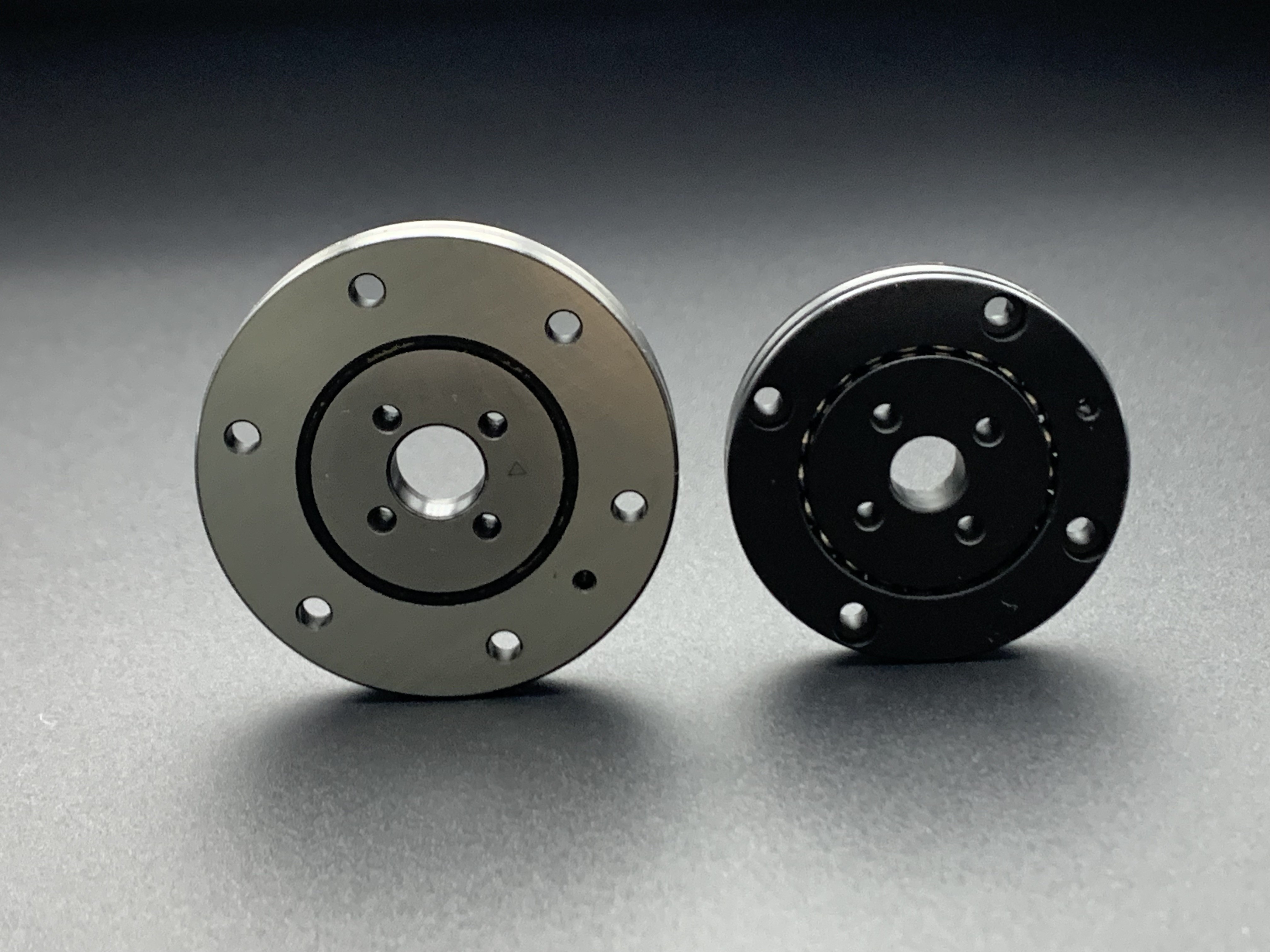Precision Custom Bearings Non Standard Bearing RU208 P5 Crossed Roller Bearing