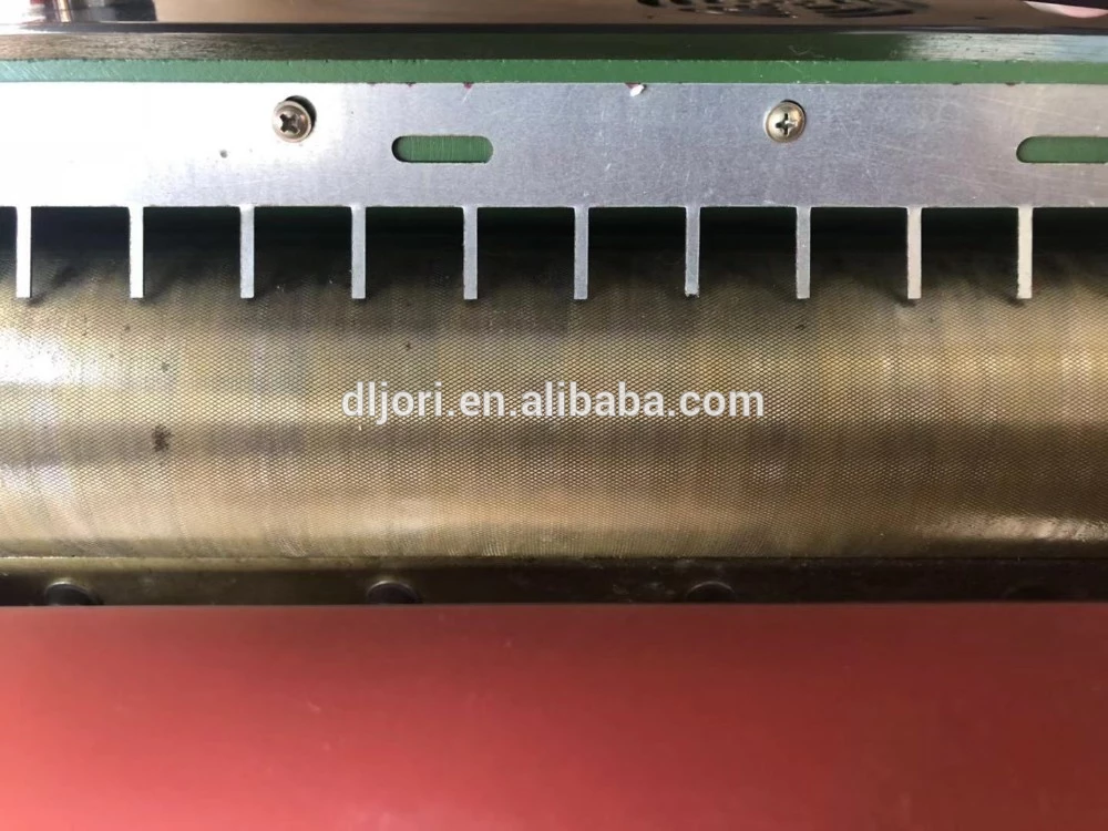 Semi Automatic Wet Glue Coating Machine , Stable Laminated Coating Machine