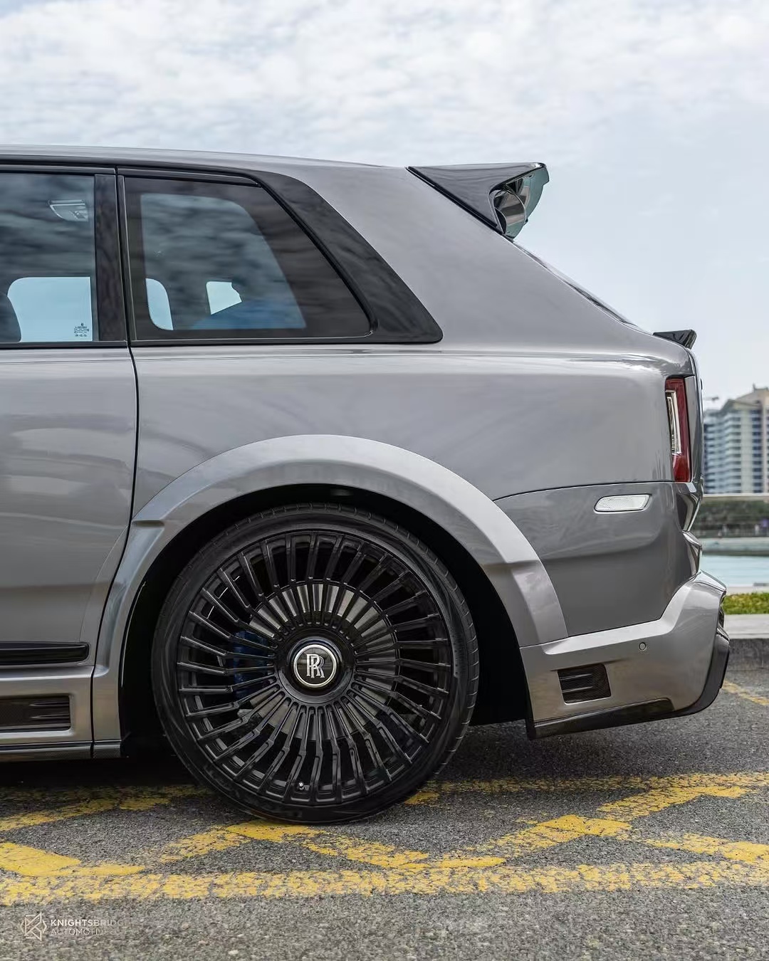 150MM Rolls Royce Cullinan Bodykit UB Style Spoiler Widebody Kit