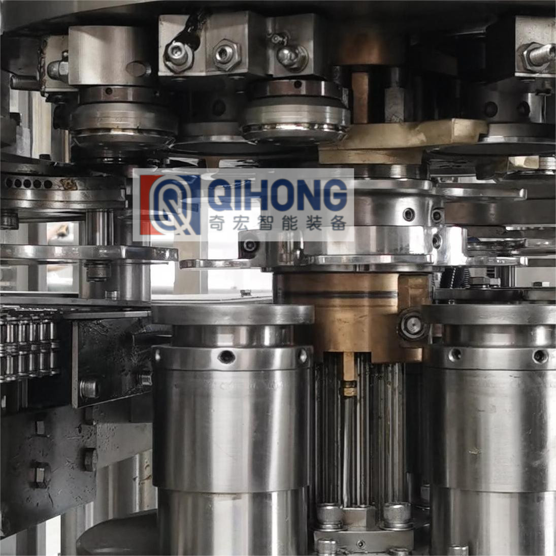 6 Heads Automatic Can Seaming Machine For Tin Cans 350 Cans/Min