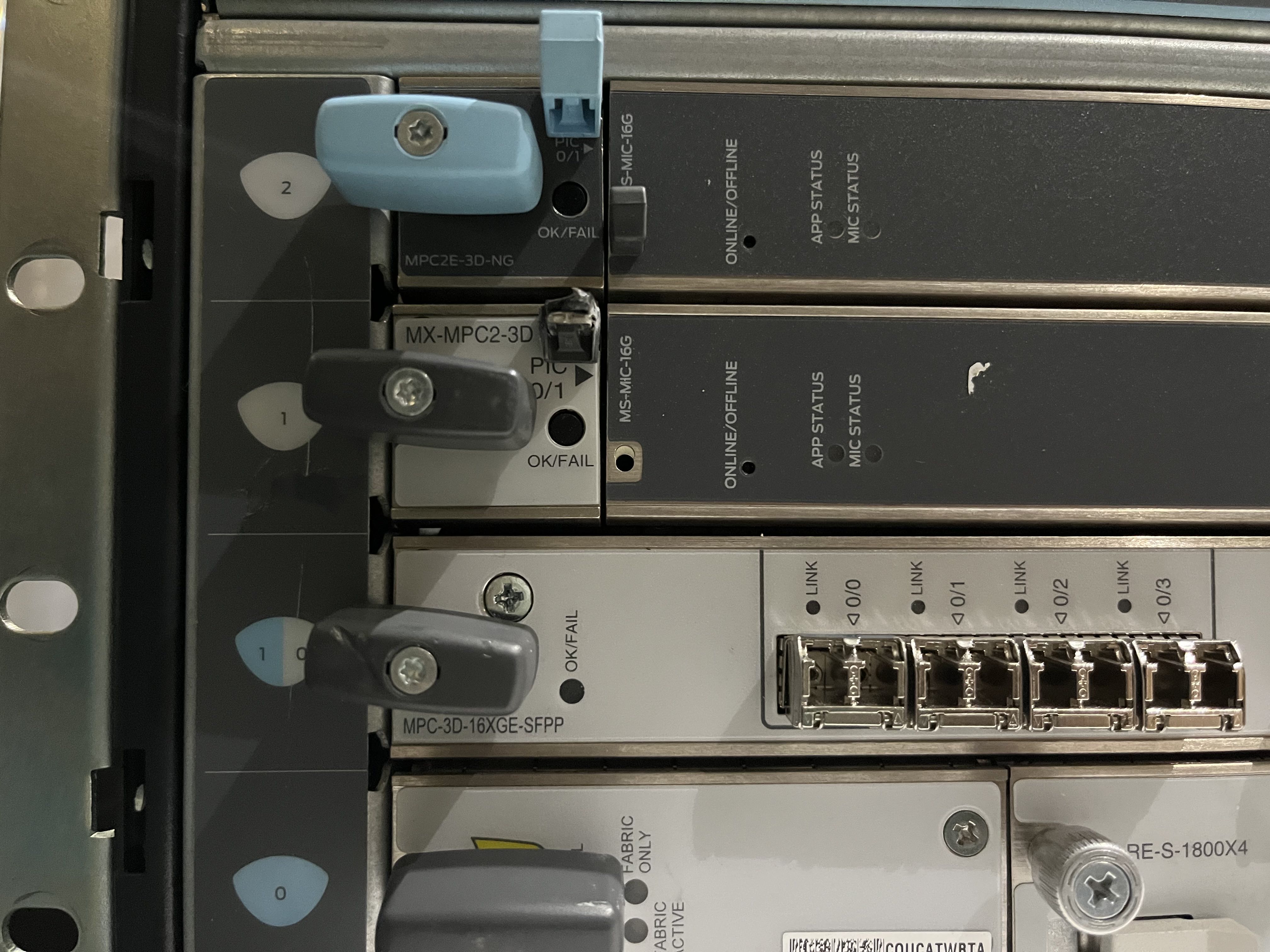 MX240 16x10GE -MPC-3D-16XGE-SFPP Juniper Networking Router for Volume Network Traffic
