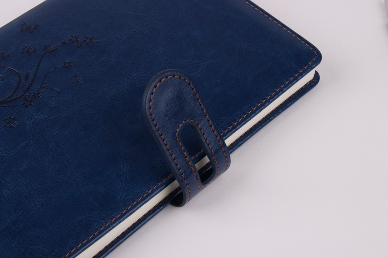 Discoloration leather mounting notebook with buckle