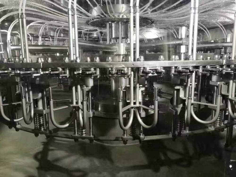 Silver Gray Automatic Aseptic Rotary Bottle Filling Machine