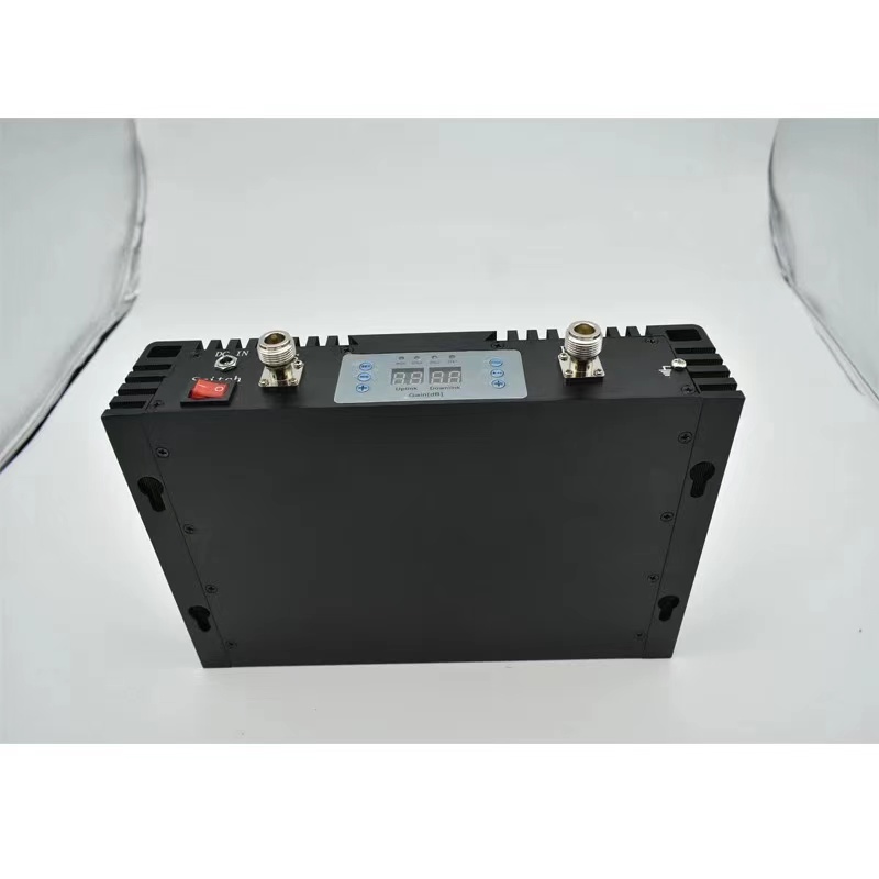 2G 3G 4G Industrial Signal Booster 900 1800 2100MHz Mobile Signal Booster