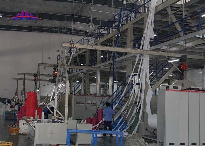 3200mm 1000gsm Non Woven Fabric Production Line For Disposable Gowns