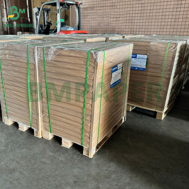 0.7MM Coaster Paper Board For Beverage Pads 420 x 620mm High Water Absorption
