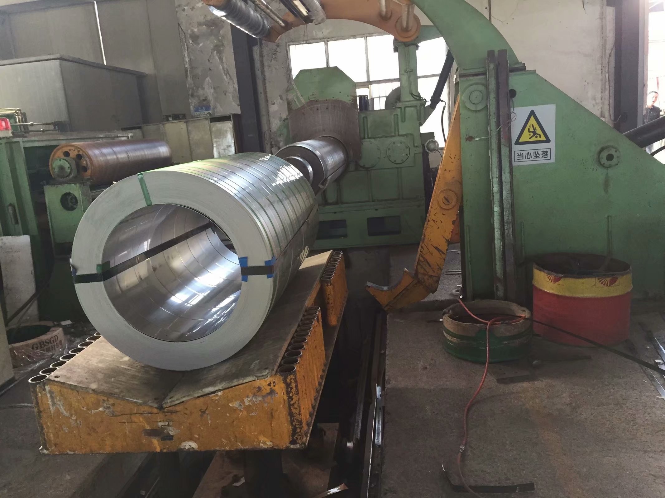 304 Stainless Steel Coil Shape Coil Finish 2B Test Standard NI Cr HV Width 600mm 1000mm