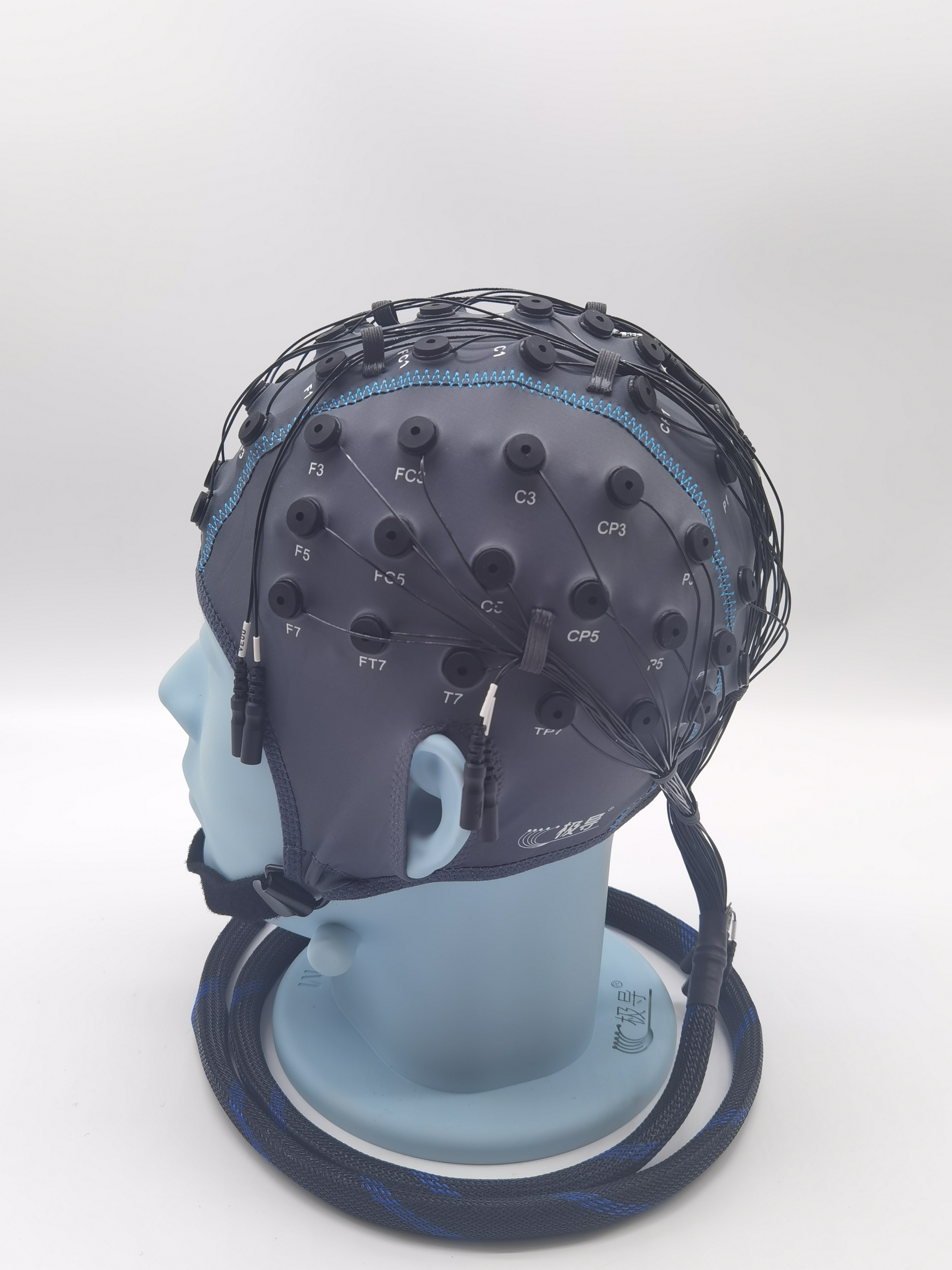 EEG Long term monitoring High density Sintered Ag/Cl Electrode cap with customized channel and scheme