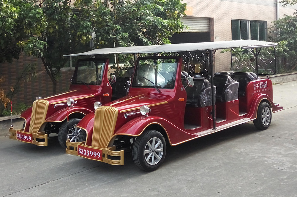 Luxurious Electric Vintage Cars With 8 Seats , 48V Classic Battery Powered Golf Cart