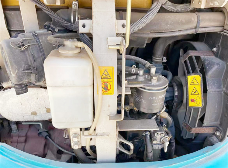 3000 KG Made in Japan Original Design Kubota U20 Excavator Rubber Track Mini Excavator