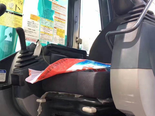 Kobelco SK200 Excavator Cab