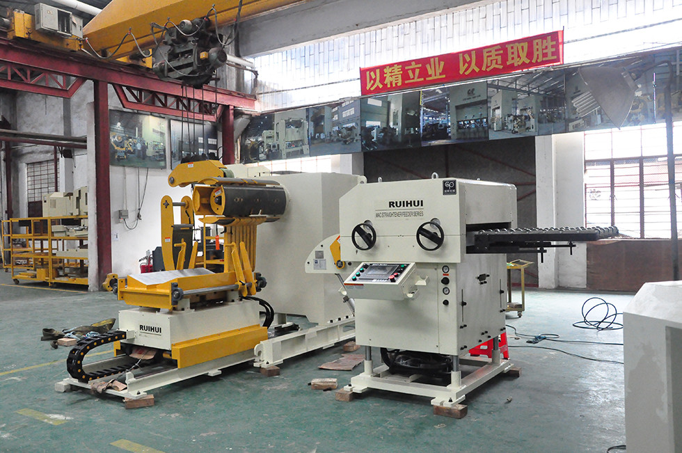 Material Rack Leveling Feeder Machine for Automated Stamping Production Line