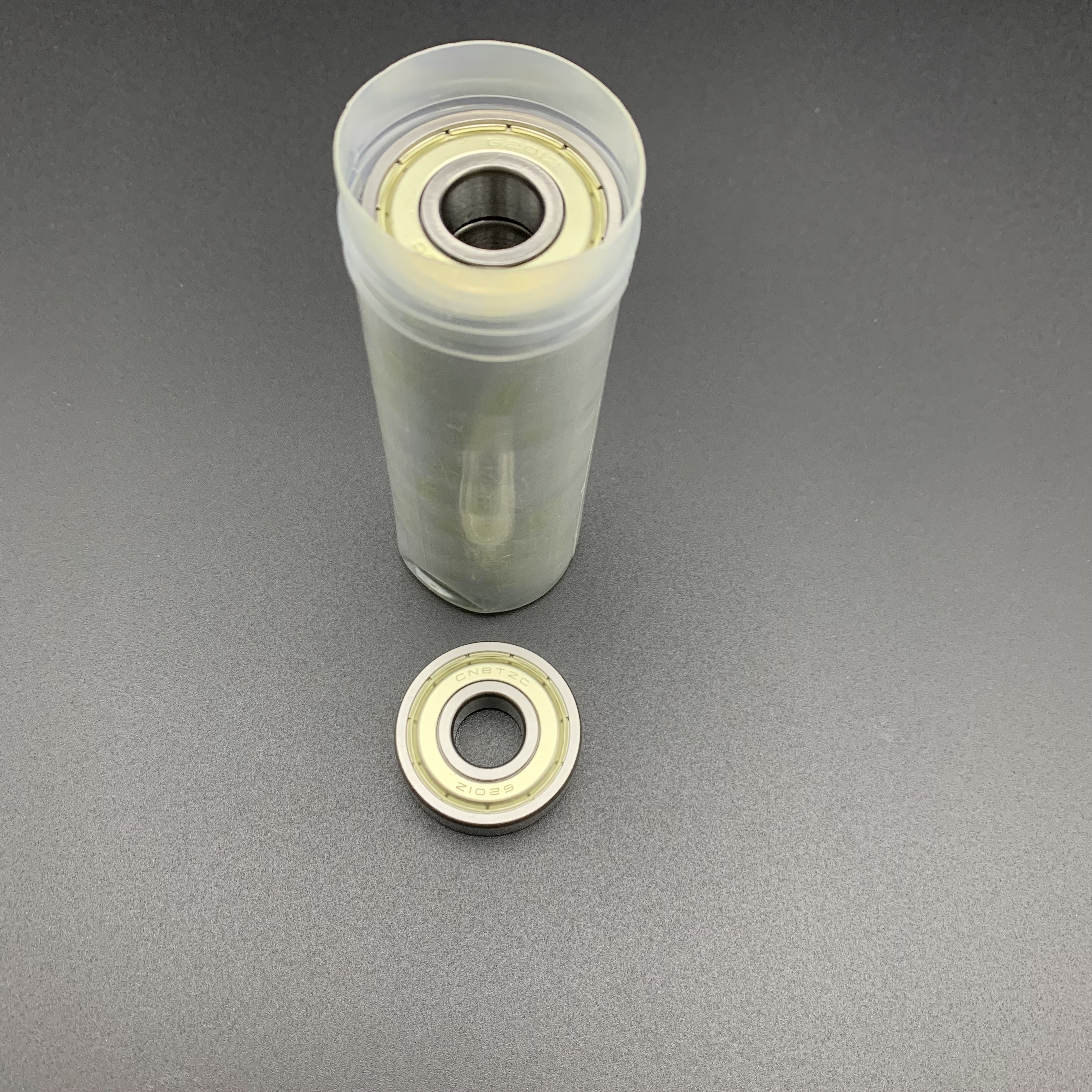 Chrome Steel Ball Bearing 608 2RS Aluminum Saw Power Tool Bearing Electric Motor