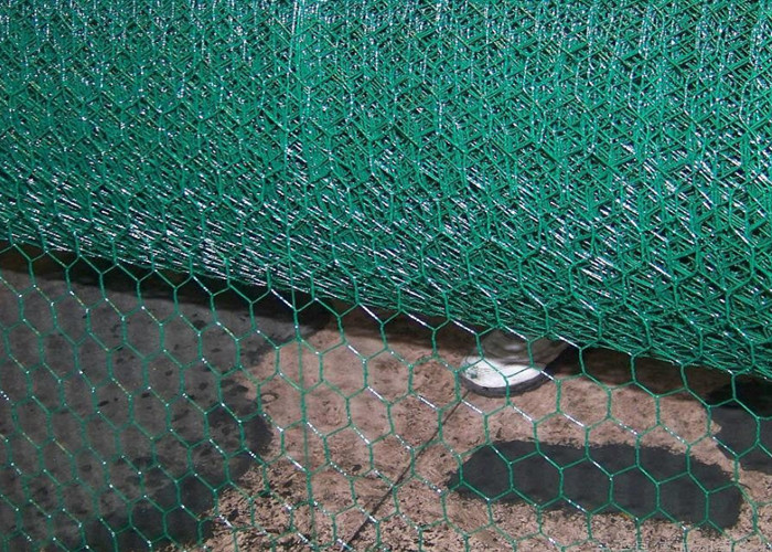 GI 25mm BWG18 Hexagon Metal Mesh For Poultry Fence