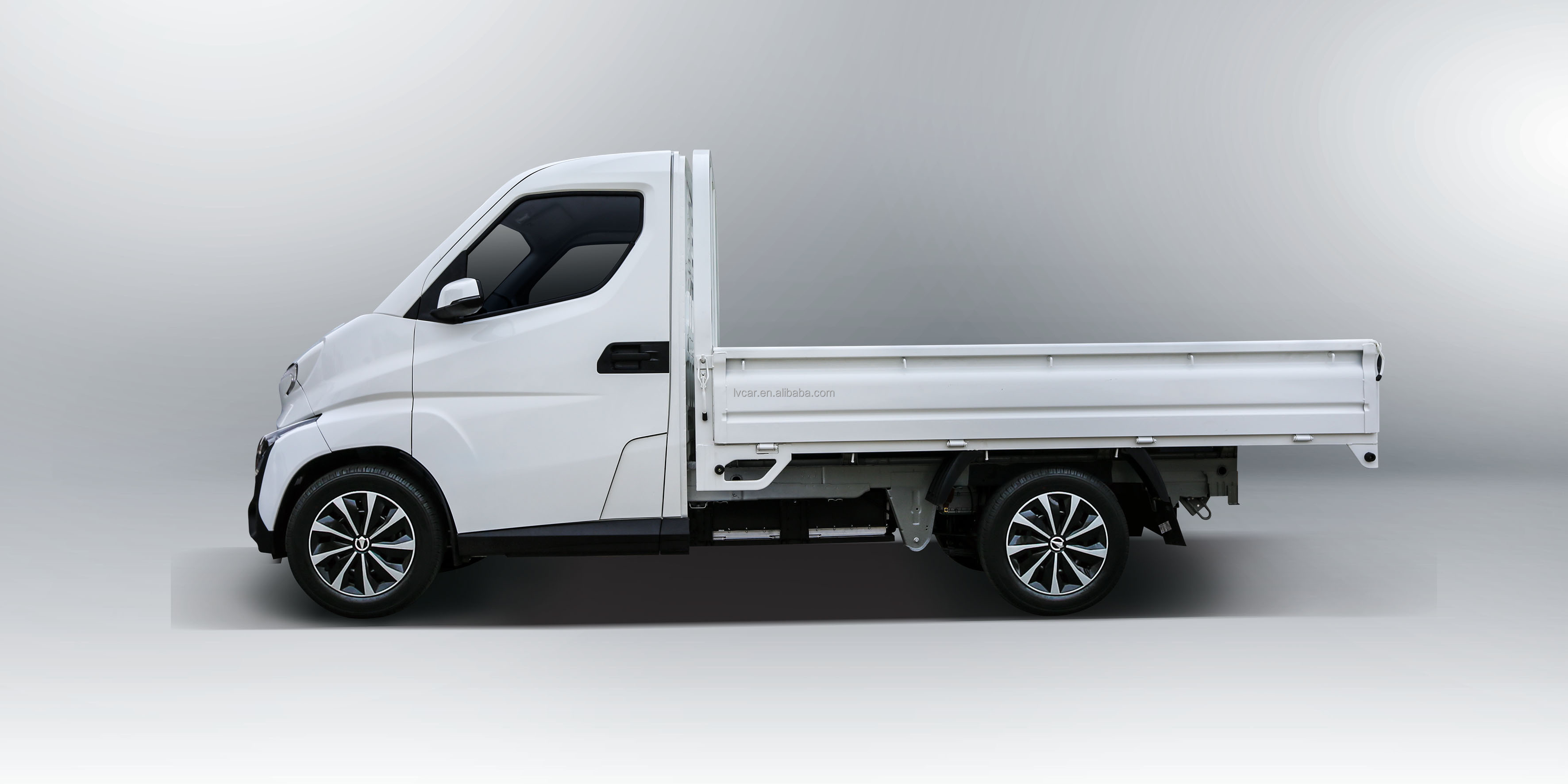 2024 's Electric Small Truck with 230km Range and ESC from Feidi Automobile Month 7