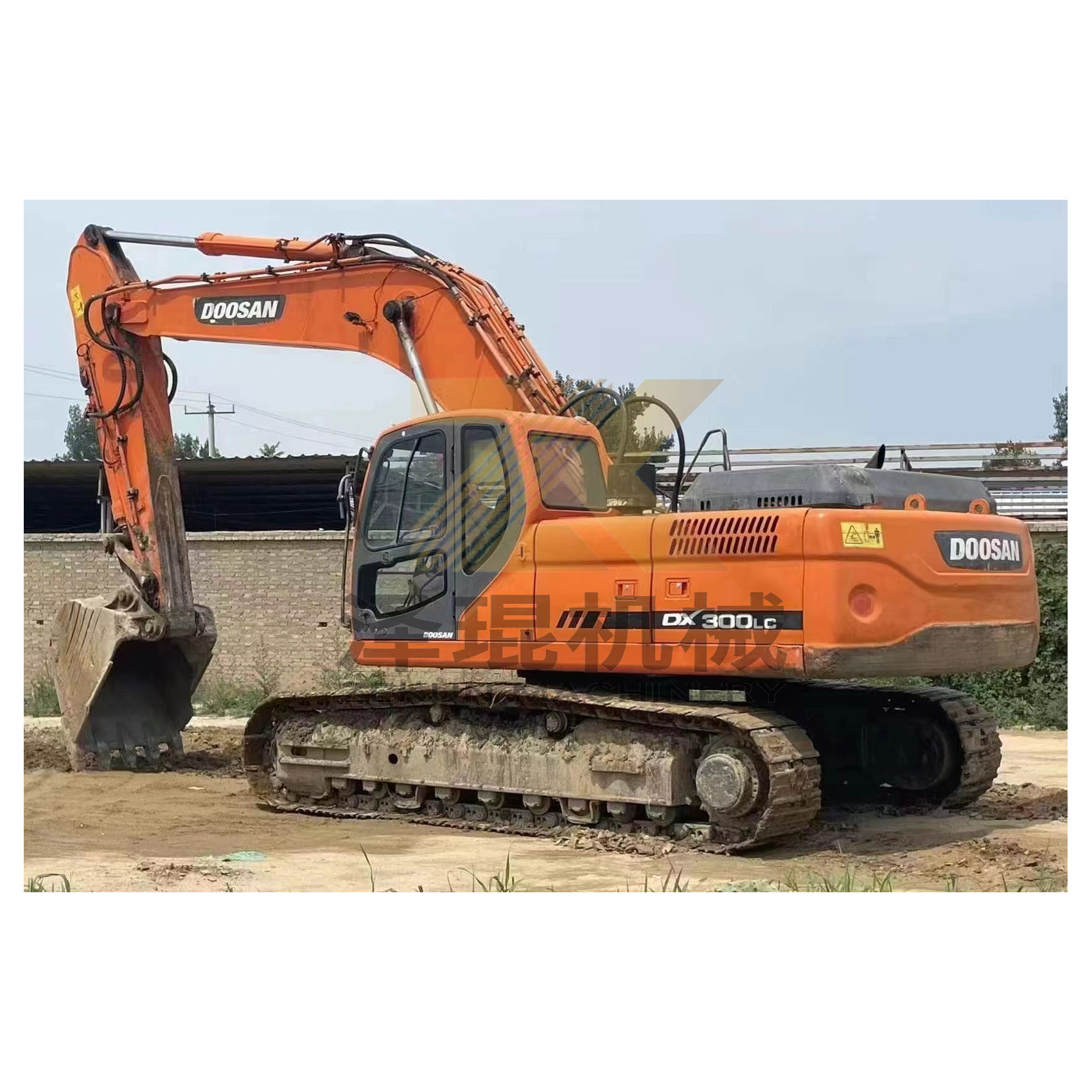 Original Paint Doosan DX300LC 30 Ton Crawler Excavator for Sale