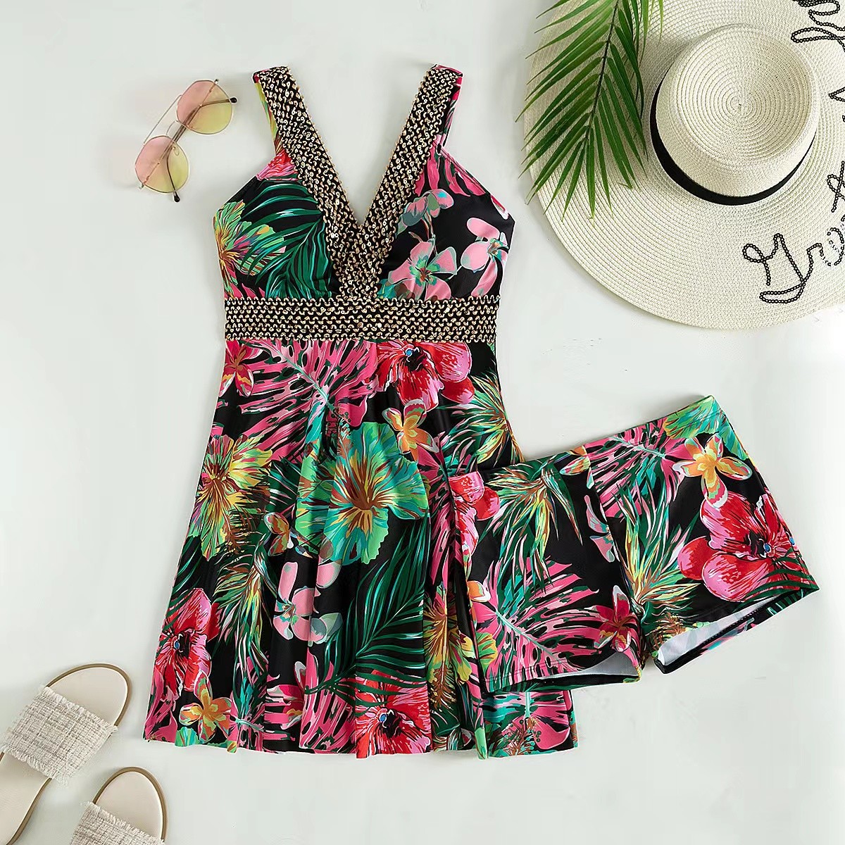 Color Ladies One-Piece Swimsuit Openwork Bikini Sexy Beach Hot Spring lady Swimsuit purple colur V neck sexy typ