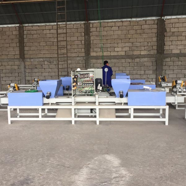 Compressed Sawdust Recycling Wood Block Making Machine