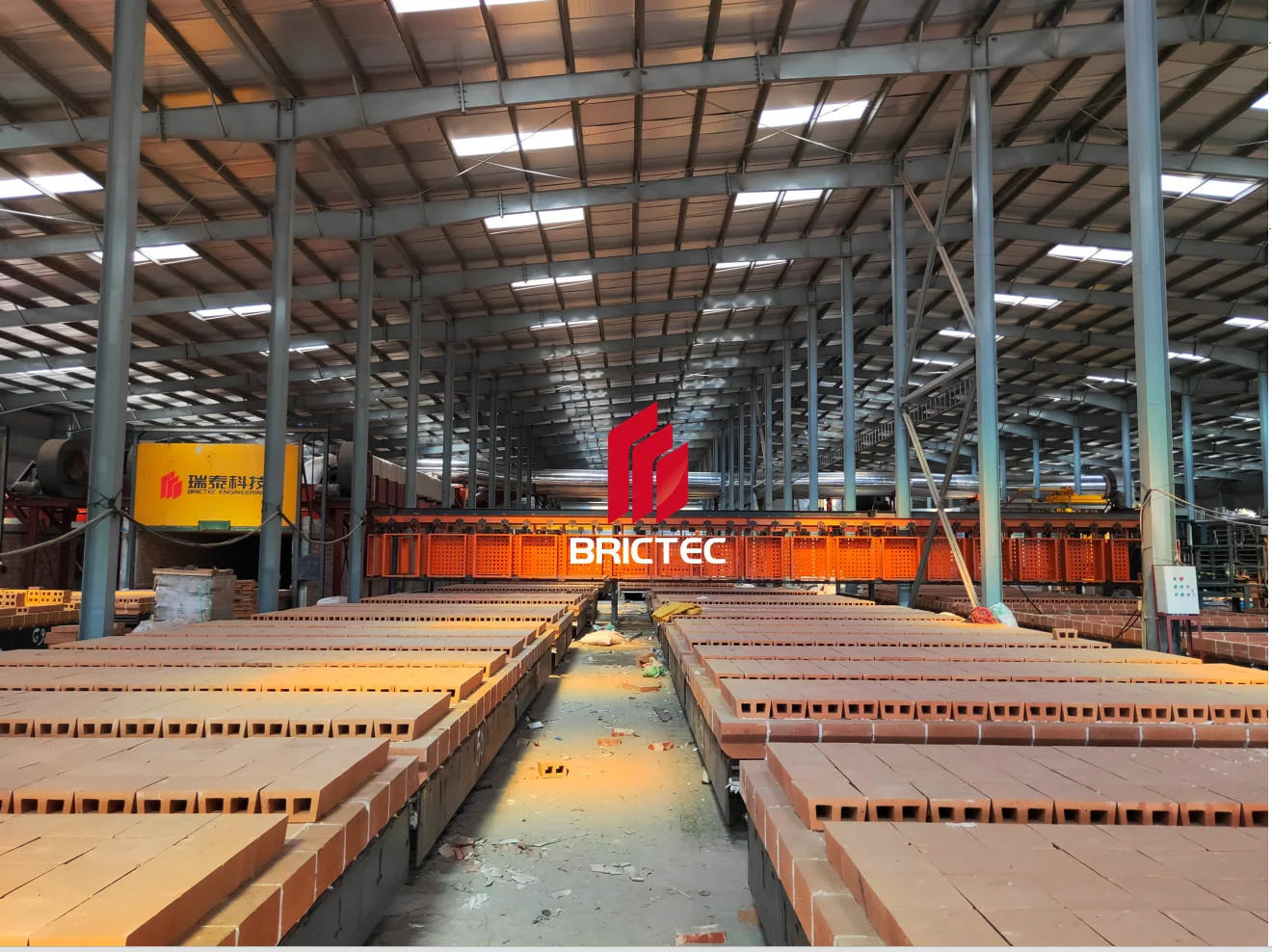 Customized Clay Brick Production Line Design and Research General Contracting with Multi-Bucket Excavator