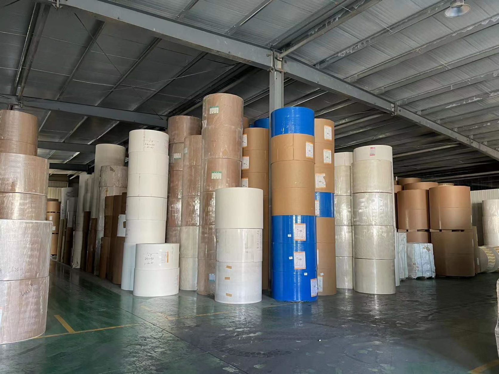 Factory Greaseproof Waterproof Single Double Wall PE Coated Kraft Paper Roll Food Grade Raw Material For Paper Cup