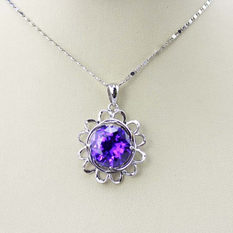 Sterling Silver Garnet Cubic Zirconia Pendant with 925 Silver Chain Necklace (PSJ01900)