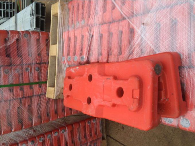 Standard Temporary Fence for Sale 2100mm x 2400mm ,42 microns ,wall thickness 2.00mm and a 60mm x 150mm diameter