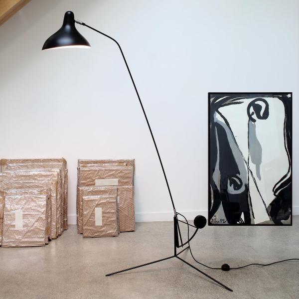 Modern Black Metal Floor Lamp Living Room Reading Bedroom Mantis Floor Lamp (WH