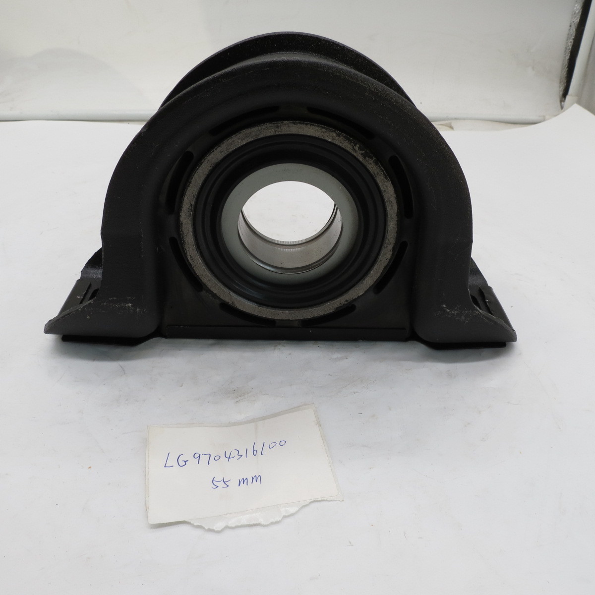 LG9704316100 Sinotruk Howo light truck accessories drive shaft support LG9704316100