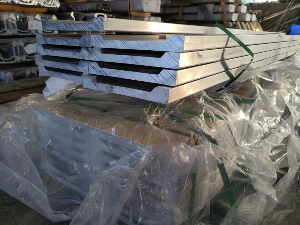 35mm Thickness Atlas Cradle Plate 280mm Wide Aluminium Extruded Profiles