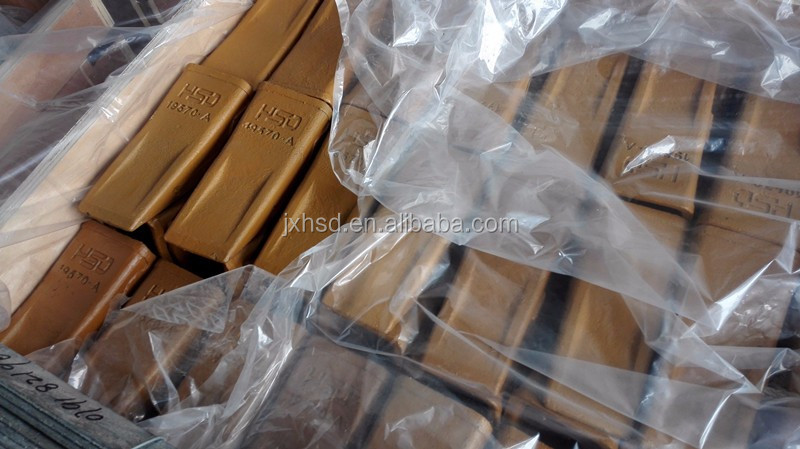 Excavator Spere Parts Excavator Undercarriage Parts Excavator Chains Track Links For PC200 PC300 PC400 PC500