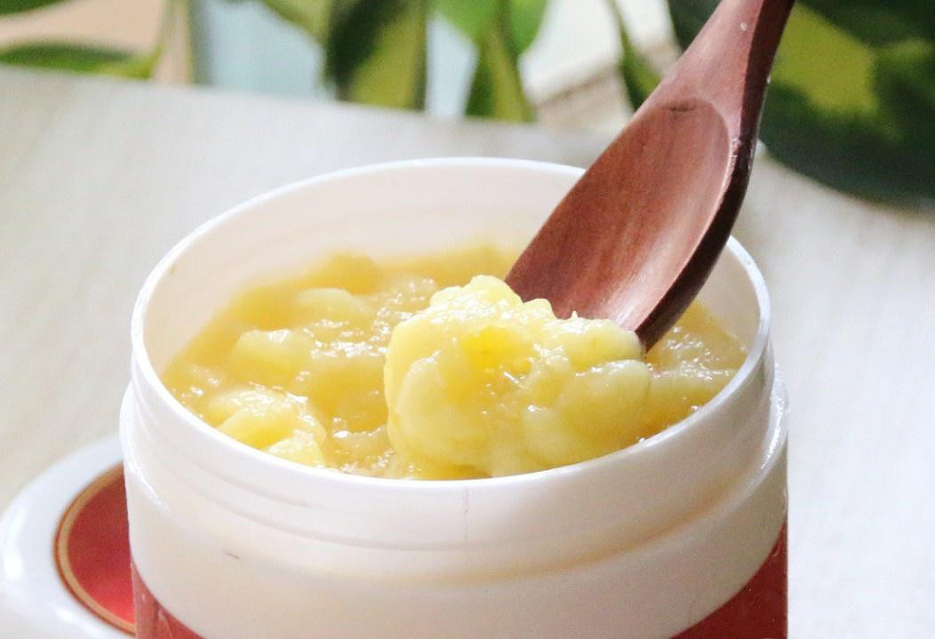 2.0% 10-HDA Organic Fresh Royal Jelly For Beekeeping