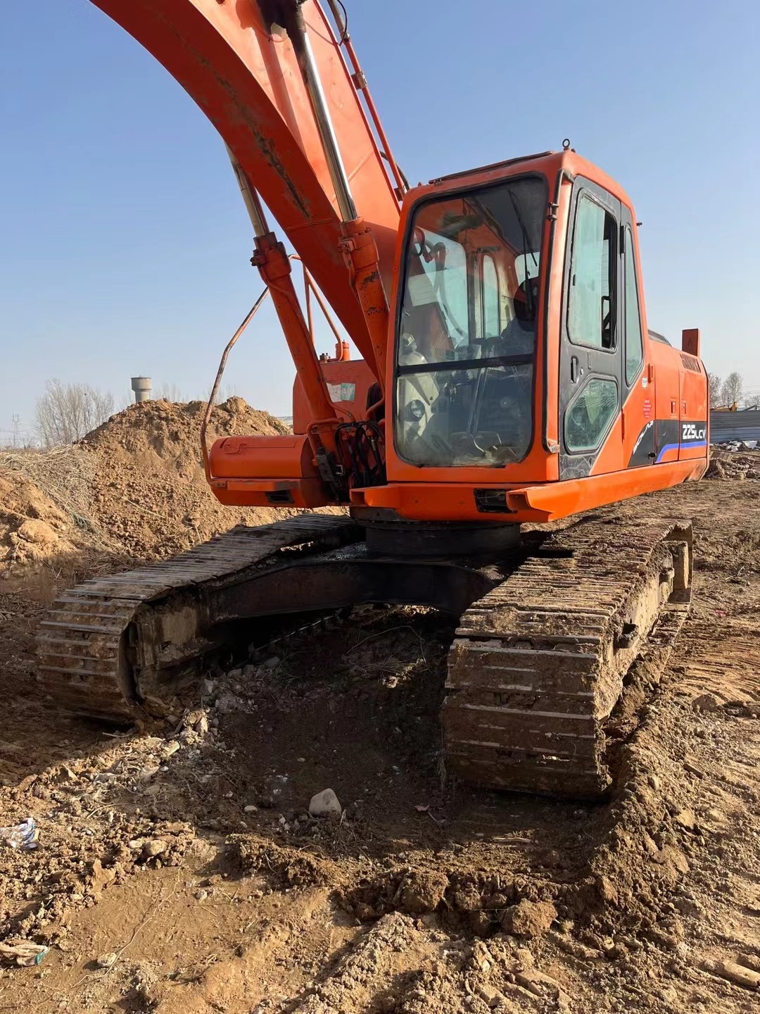 Used Doosan DH225 Excavator For Sale Powerful Compact Design