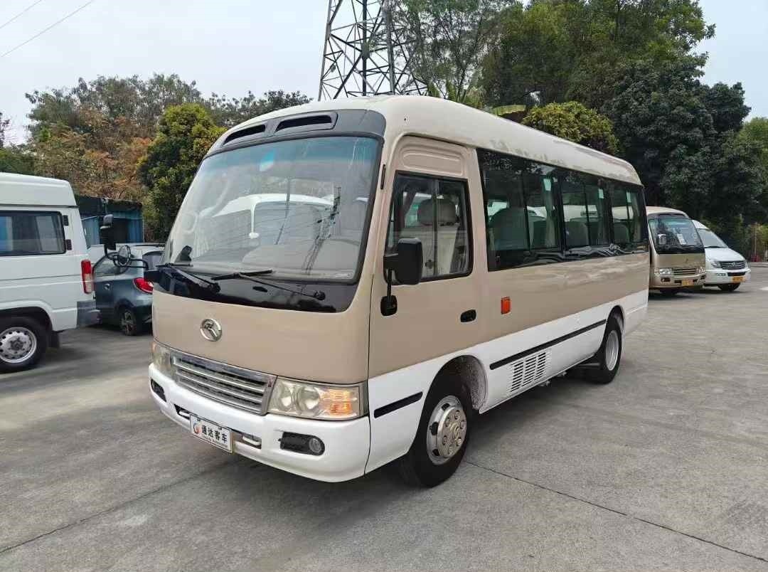 Yuchai 115 horsepower National IV 19 seats King Long used bus for China