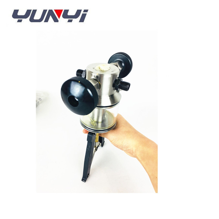 Hand-Held Hydraulic Pressure Pump Calibrator