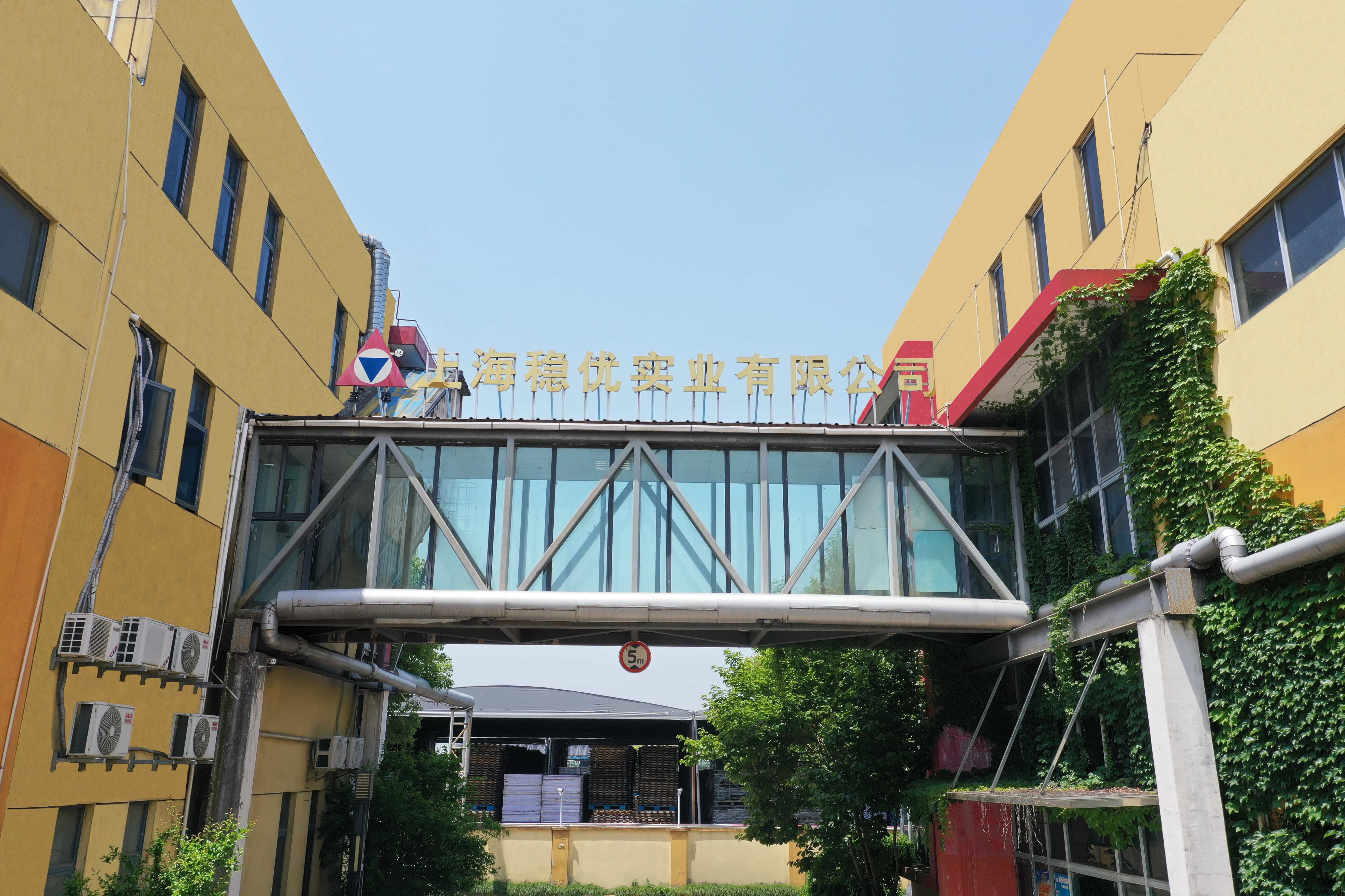 Light Yellow Electrical Epoxy Resin Use In Electric Insulation APG Machine