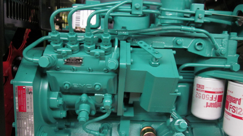 Dongfeng Cummins Diesel Engine 4bt3.9-G for Generator Set