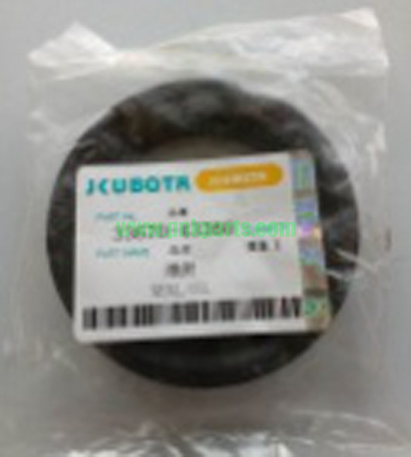 33670-43360 Kubota Tractor Parts Oil Seal Agricuatural Machinery Parts