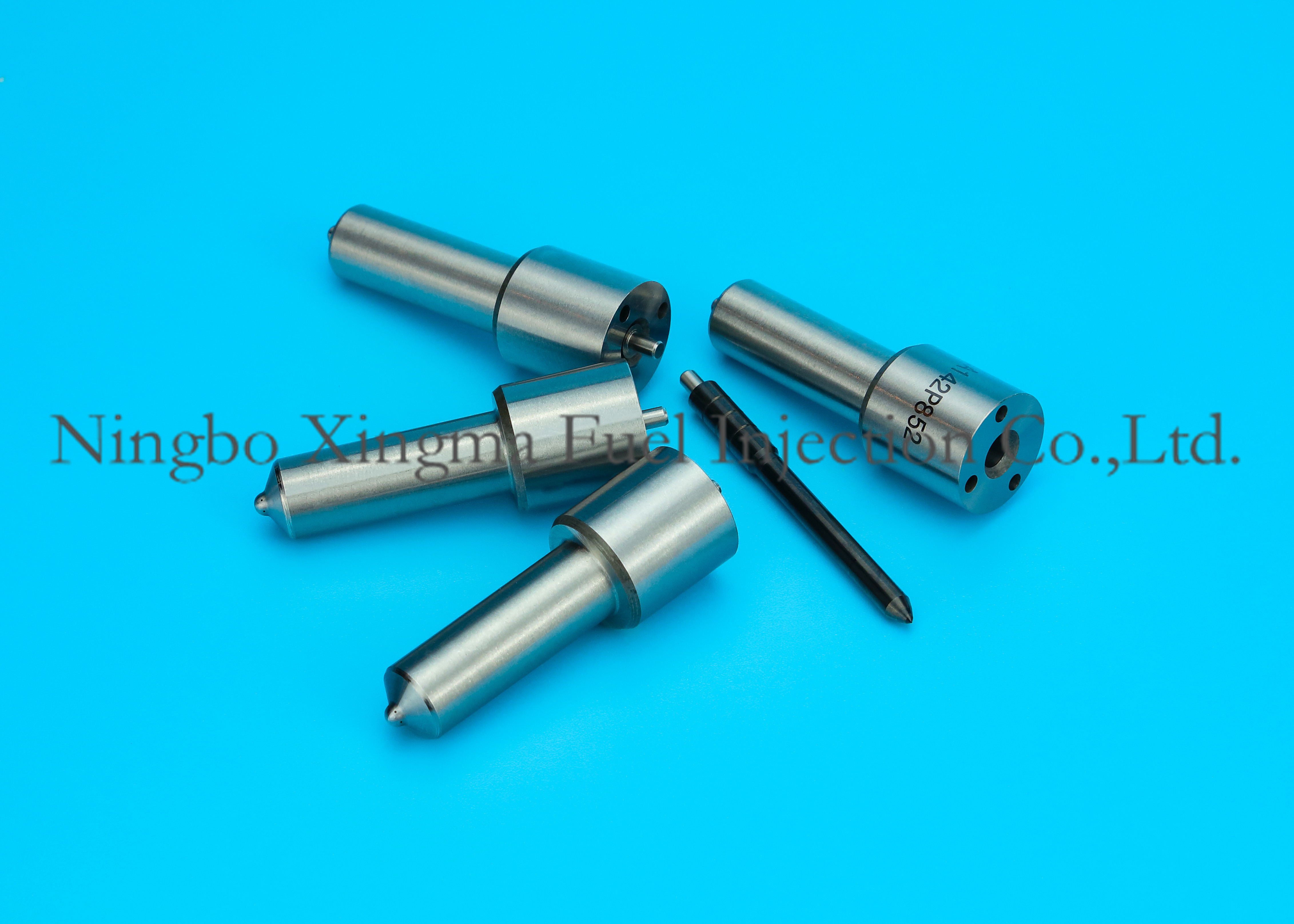 Diesel Engine Aoto Parts Denso Common Rail Injector Nozzles DLLA142P852, 0934008520 , 0950001210 , 0950001211